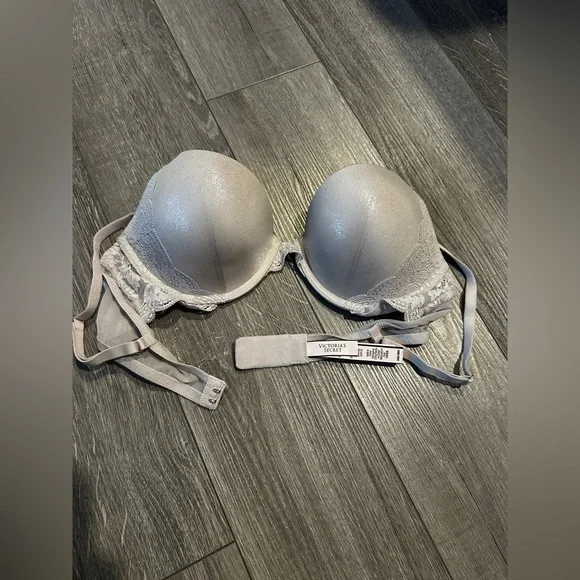 Victoria’s Secret Dream Angels Push-Up Bra (36B) - Picture 2 of 6